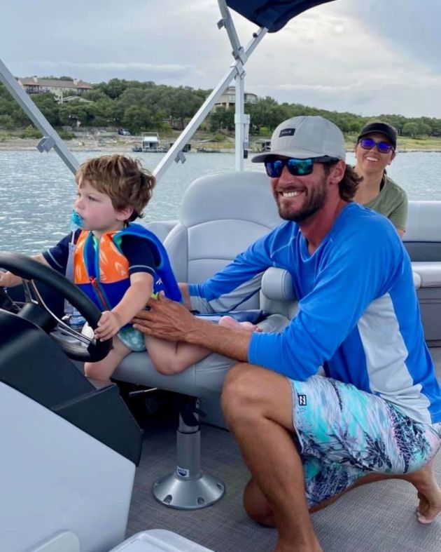 Family friendly boating on lake austin boat rentals