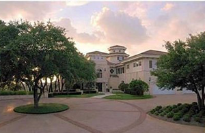 Photo: house/residence of the enigmatic 75 million earning Austin, Texas-resident
