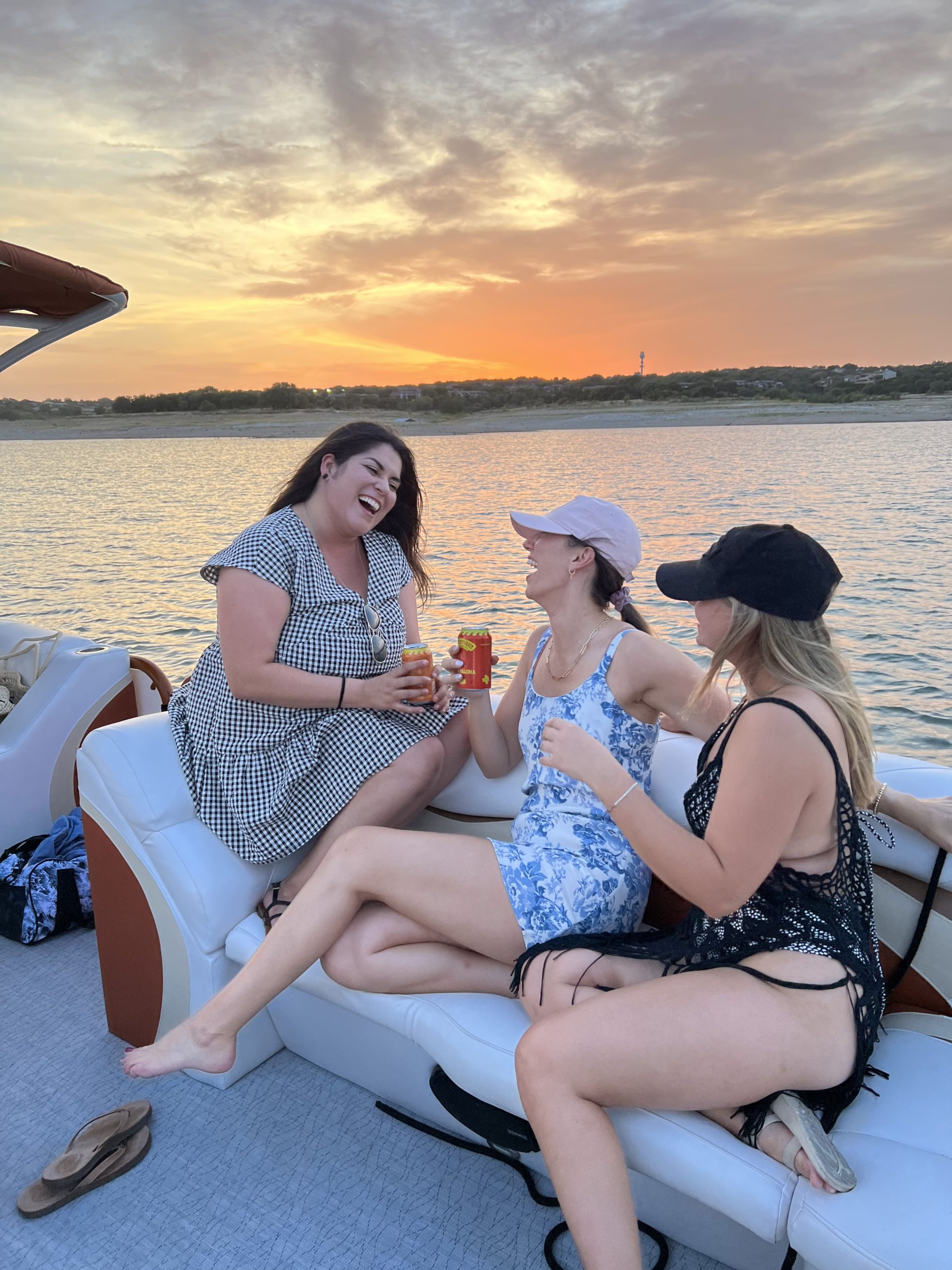 The Best Places to View the Sunset in Austin - Float On Boat Rentals