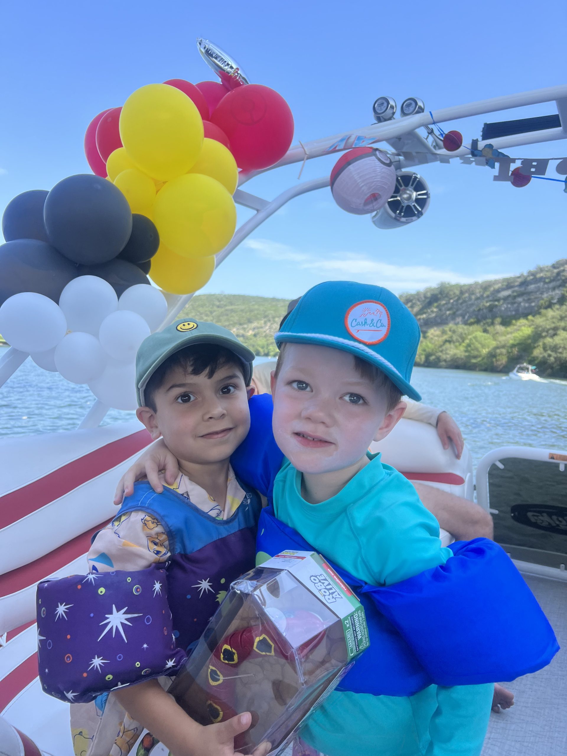 kids-birthday-idea-a-boat-party-float-on-boat-rentals