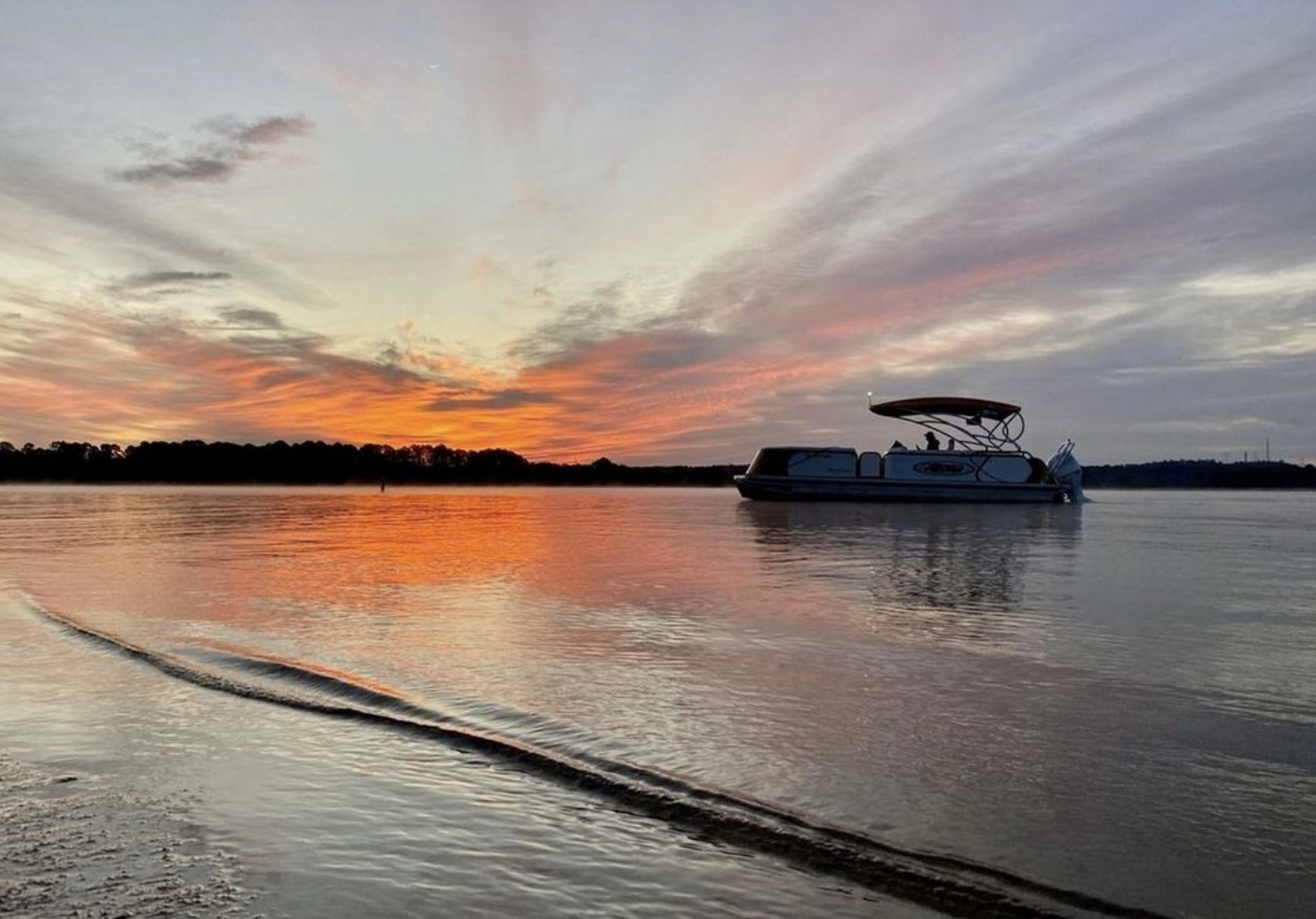 Sunset Cruises Austin Boat Rentals on Lake Austin & Lake Travis